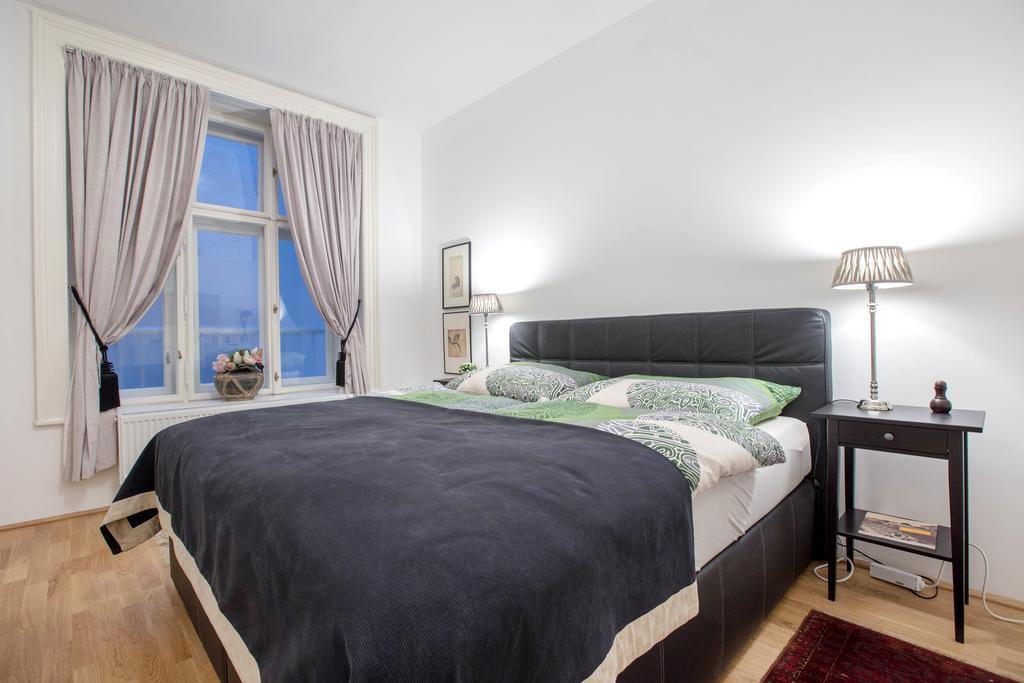 Apartment Schottenring Viena Cameră foto